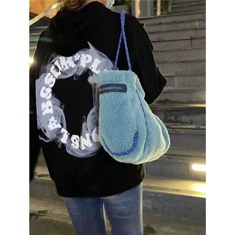 Gingerbread Man Bag Women's 2023 New Fashion Plush Tote Bag Large Capacity Niche Furry Bag Portable Shoulder Bag