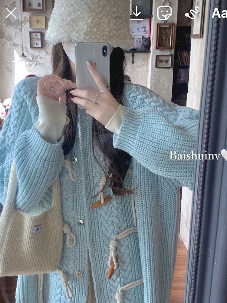 Horn button sweater jacket for women, new autumn style, gentle design, loose long-sleeved knitted cardigan for outer wear