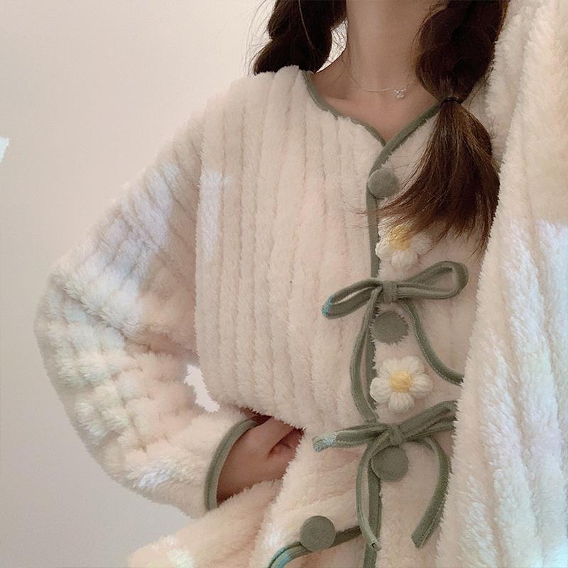加厚珊瑚絨睡衣女秋冬季2022年新款小花甜美保暖法蘭絨家居服套裝