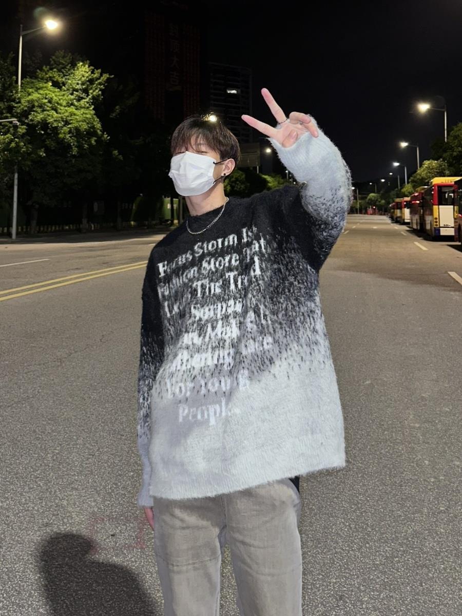 美式高街復古漸變字母加厚毛衣男女同款寬鬆秋冬季軟糯保暖上衣潮