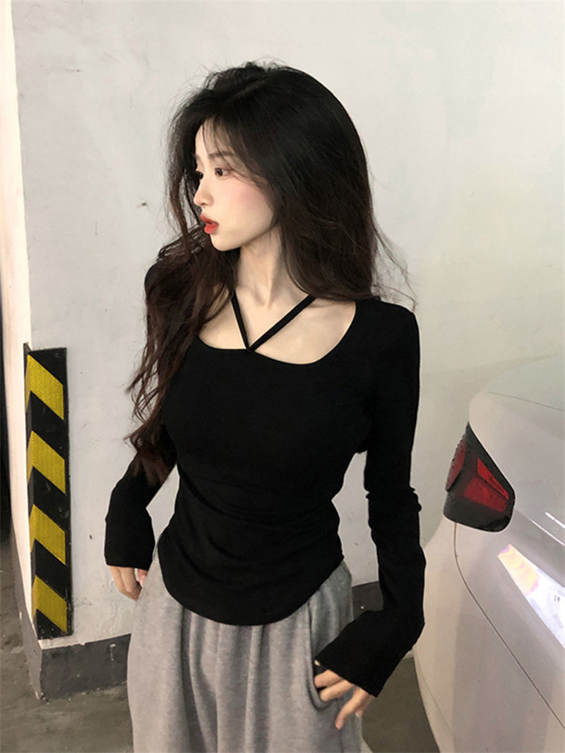純欲風掛脖長袖T恤女裝早秋新款修身顯瘦黑色短款內搭打底衫上衣
