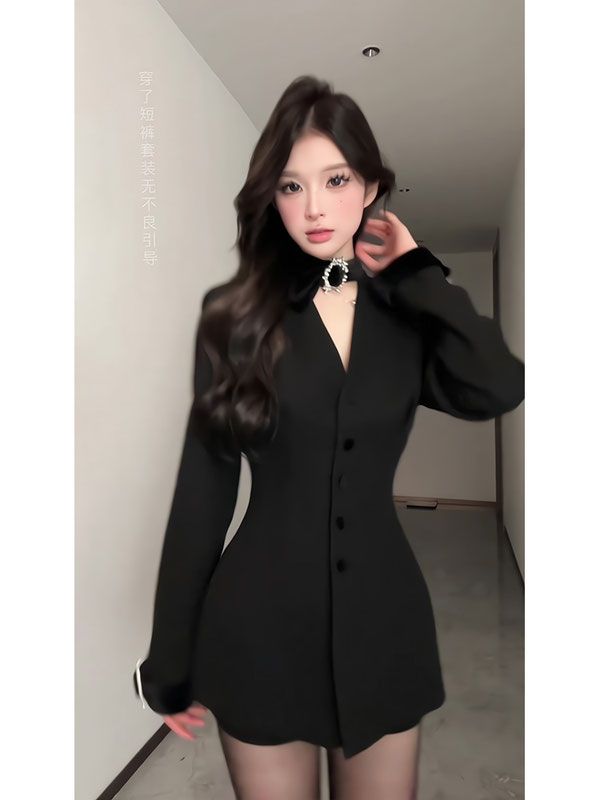 Temperament splicing diamond buckle design, waist slimming, mid-length temperament suit, pure lust style, high-end jacket for ladies