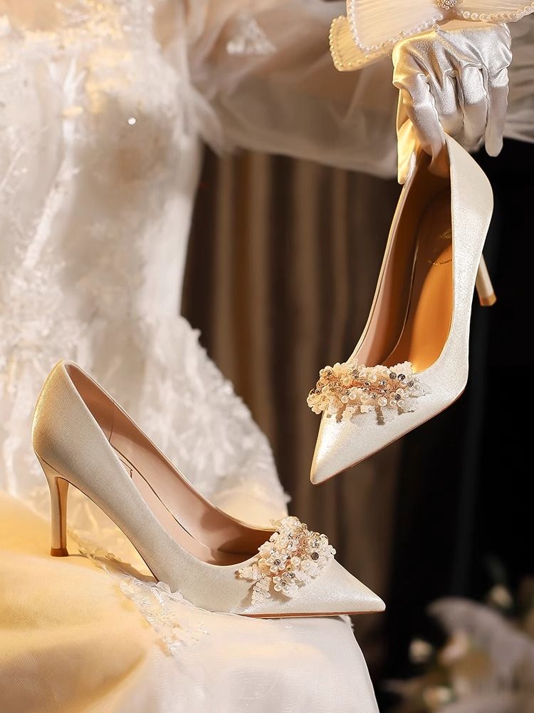 法式珍珠結婚鞋女秀禾主婚紗訂婚禮服宴會日常氣質細高跟新娘單鞋