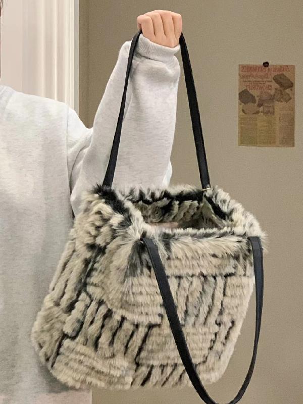 2023 New Autumn and Winter Bags Trendy Fashion Vertical Striped Handheld Tote Bag Plush Bag School Commuting Shoulder Bag Women