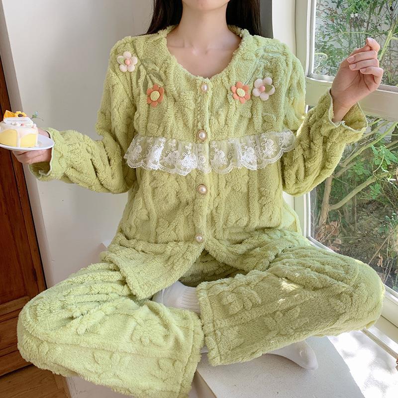 睡衣女款秋季2023新款珊瑚絨花朵法蘭絨秋冬款加絨嬌小家居服套裝