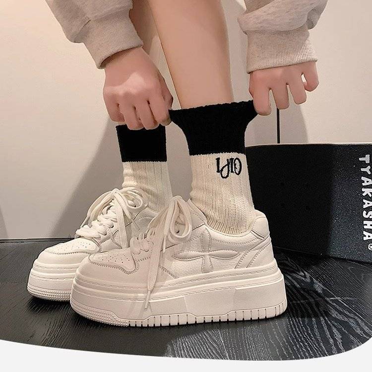 Popular white shoes for women 2023 spring new student casual breathable and versatile increased thick-soled chic platform shoes for women