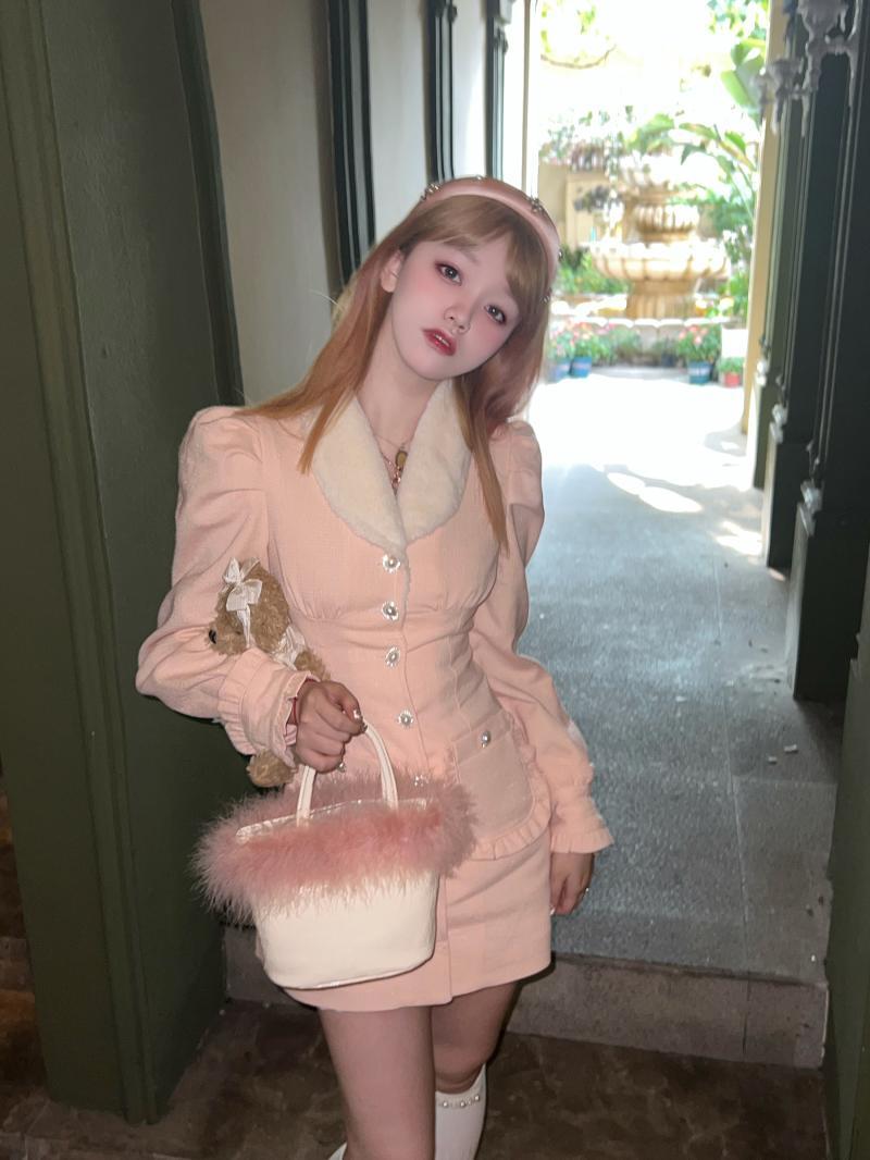 甜美小香風泡泡袖連衣裙女秋冬新款法式氣質減齡輕奢小眾收腰短裙