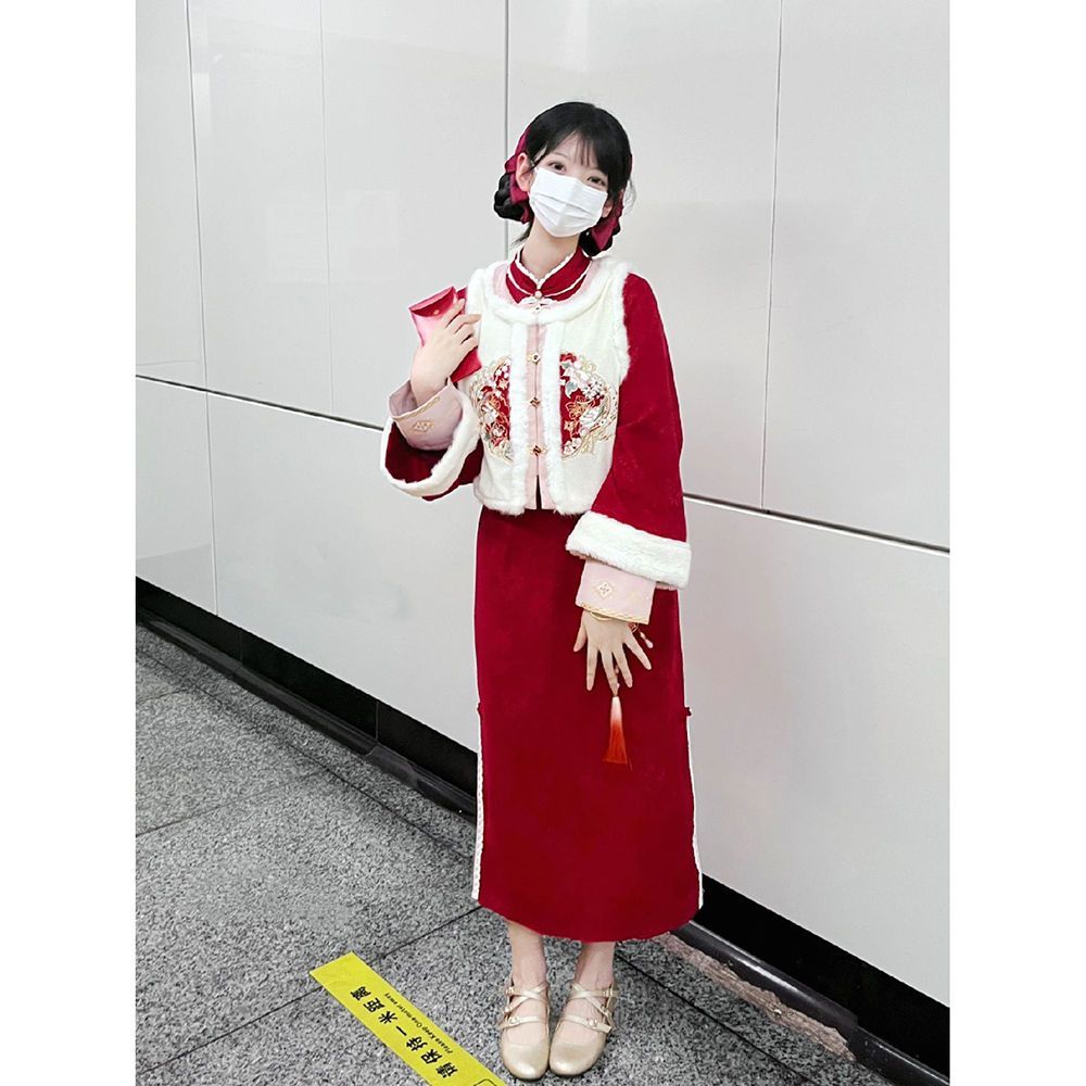 新中式国风马甲改良旗袍套装两件套冬季款拜年款气质汉服裙子
