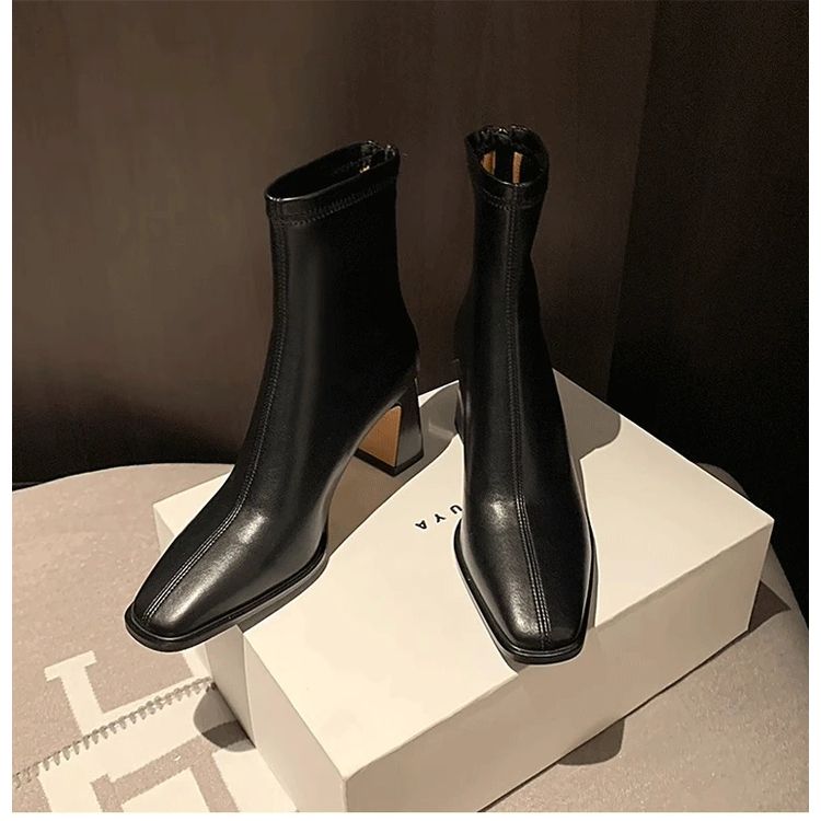 Elegant high-end women's boots  autumn and winter new casual thick heel French square toe elastic slim boots high heel short boots