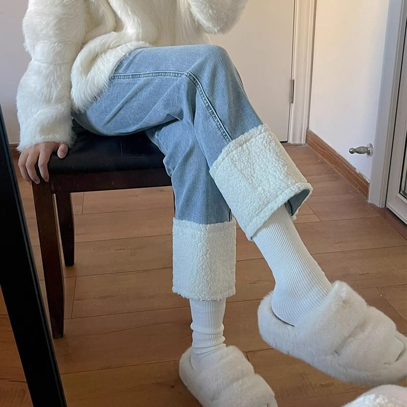 Velvet and thickened wool lamb splicing straight jeans for women 2023 new slim and small nine-point cigarette pipe pants