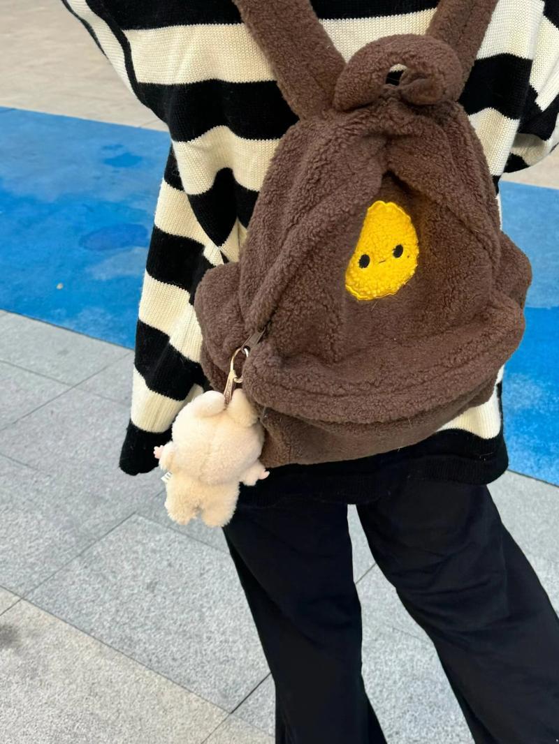 2023 Autumn and Winter New Fashion Bags College Style Casual Versatile Backpacks Plush Texture School Bags for Women