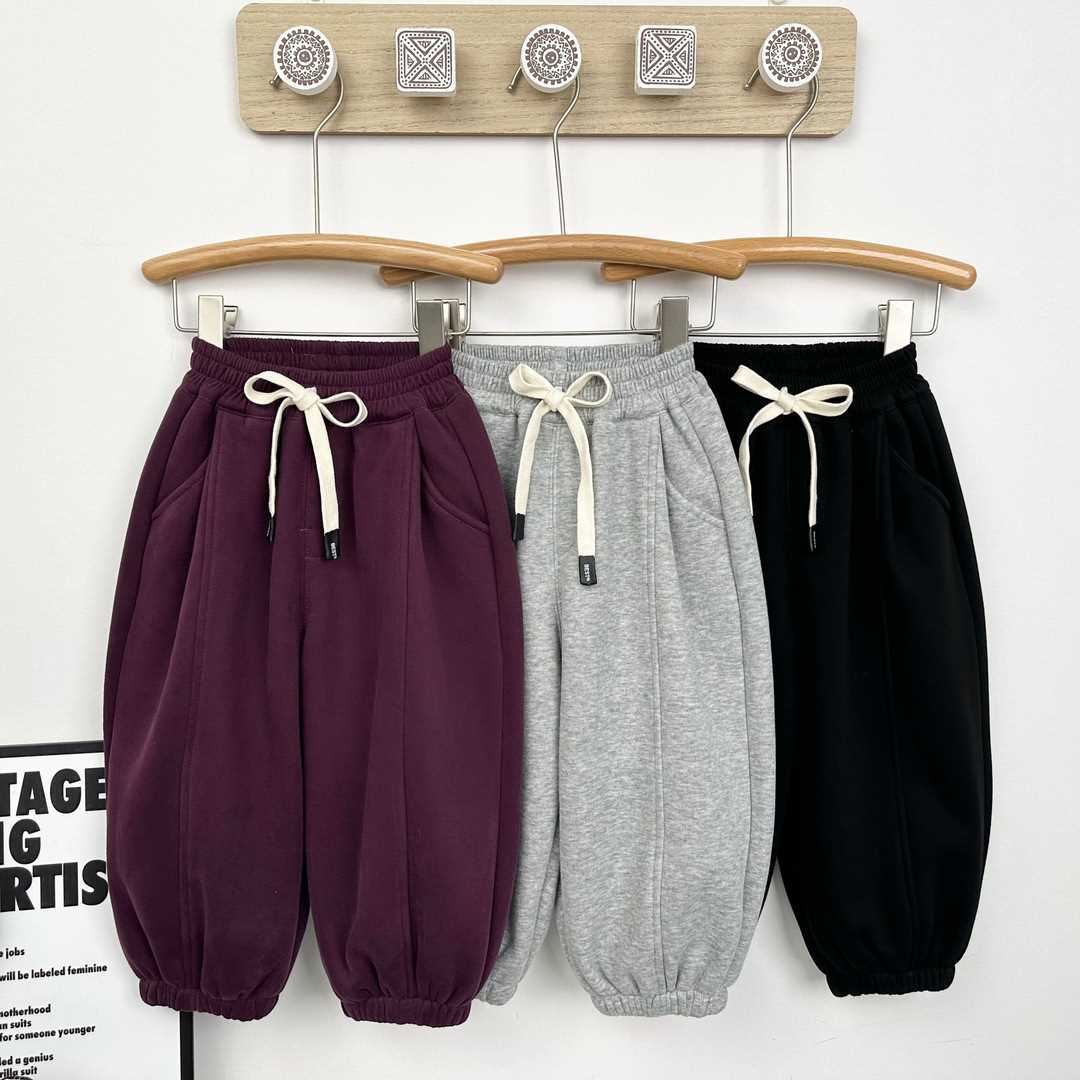 Children's velvet autumn and winter pants baby's all-in-one velvet bloomers for boys and girls thickened sports pants and sweatpants Korean style