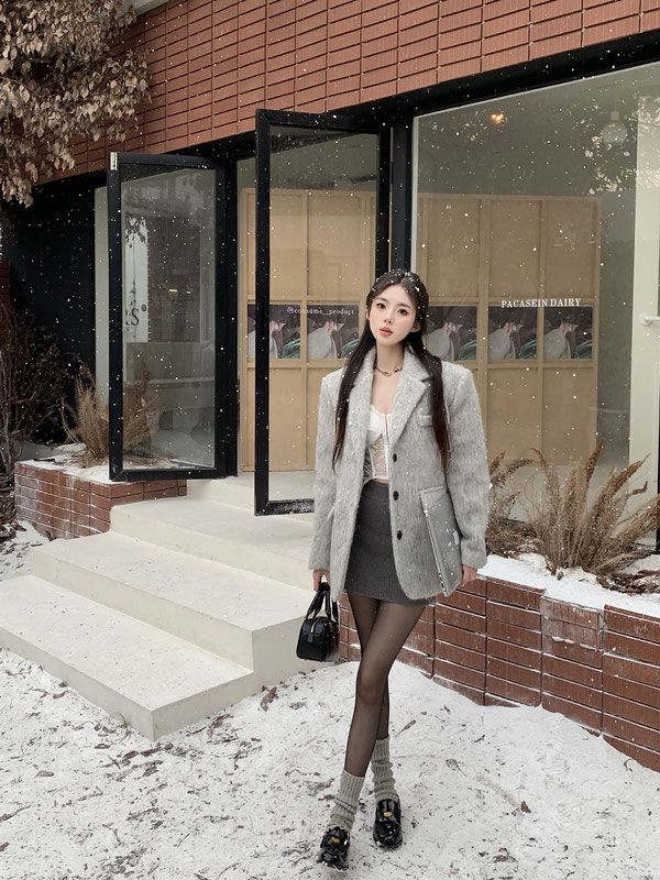 秋冬新款韩版气质高级感灰色毛呢外套女宽度百搭显瘦加厚西装外套