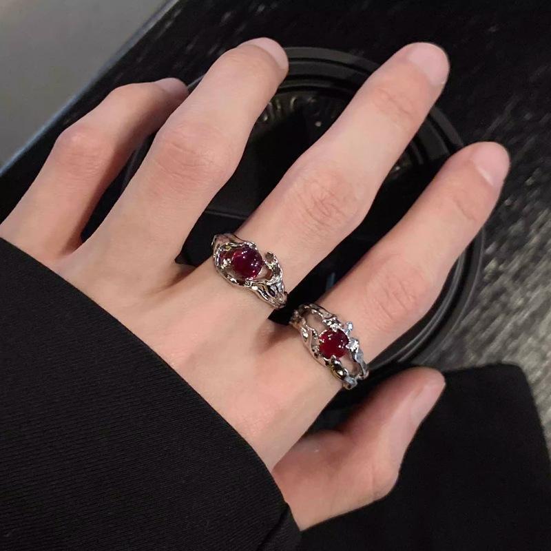 暗黑風不規則紅石開口戒指女ins冷淡風時尚個性肌理高級感指環潮