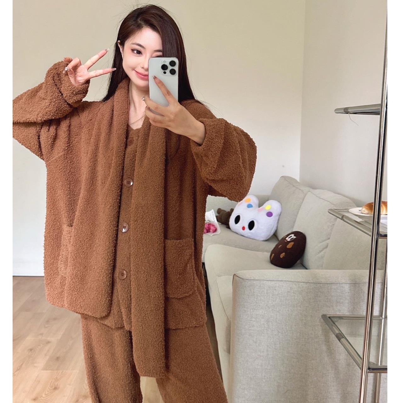 高級感睡衣女冬軟綿綿圍巾保暖珊瑚絨簡約休閒三件套家居服可外穿