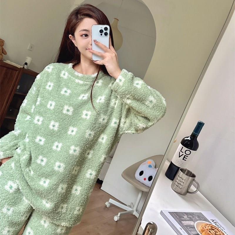 珊瑚絨睡衣女秋冬季加絨加厚圓領兩件套新款高級感簡約休閒家居服