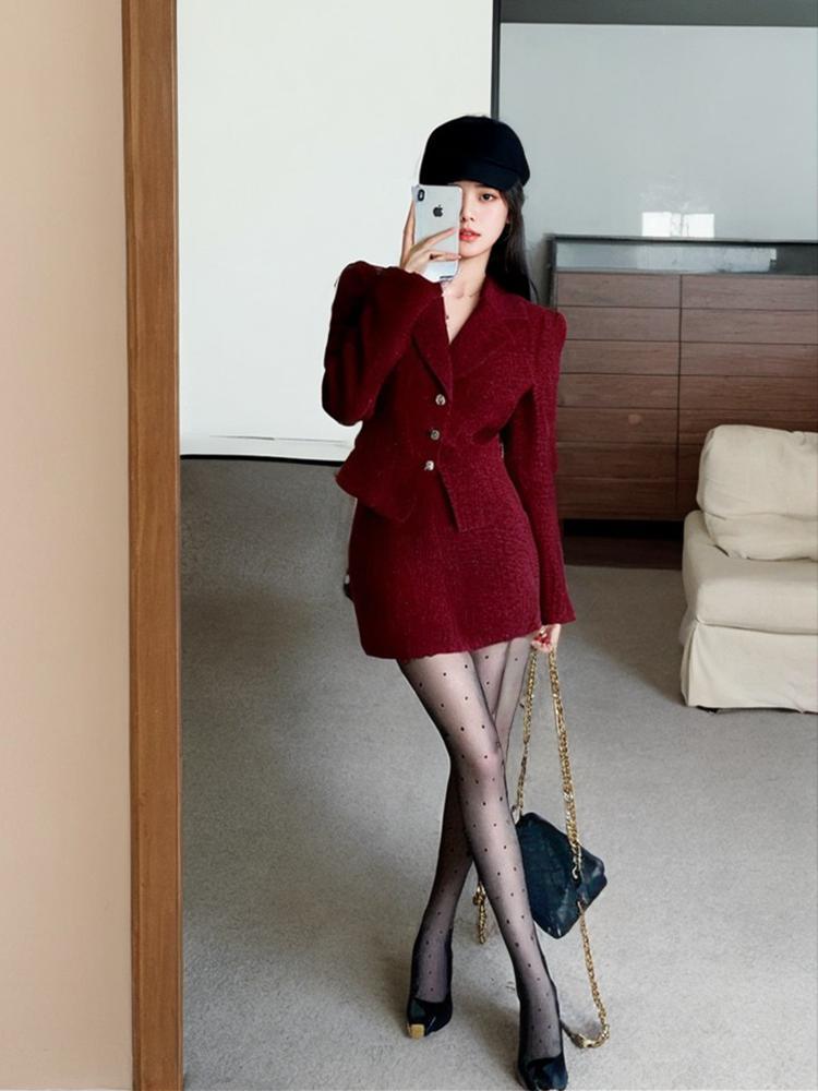 Red Christmas suit skirt small fragrant two-piece autumn and winter high-end temperament suit jacket hip-covering skirt suit for women