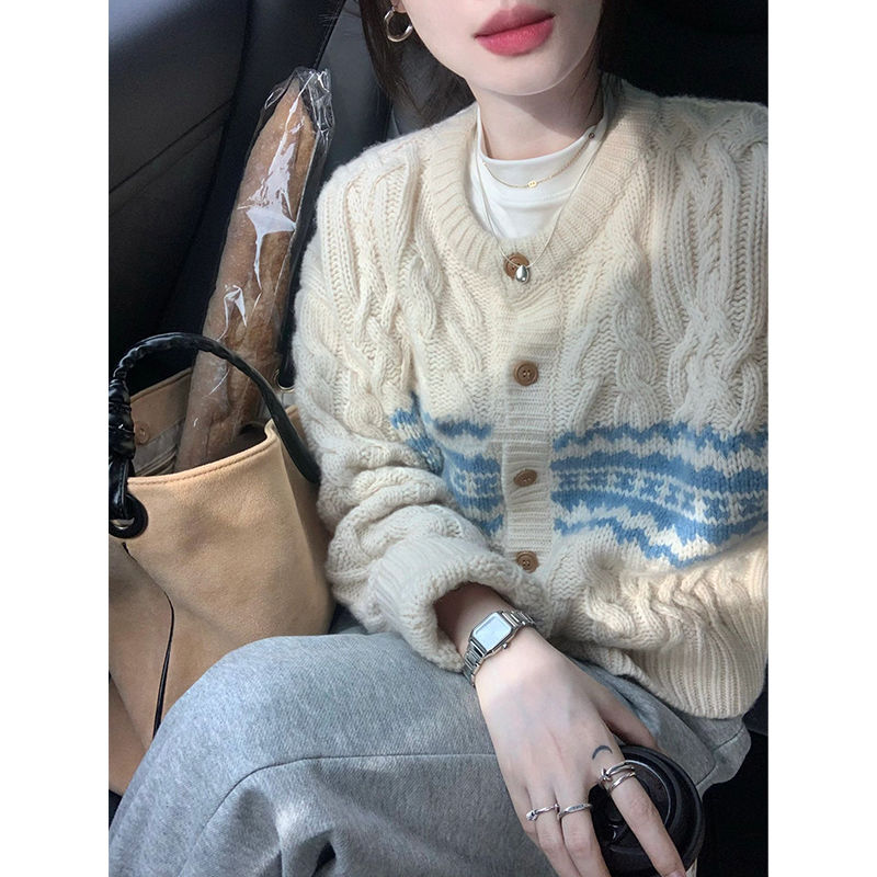 今年流行的漂亮毛衣女秋冬季慵懶風軟糯韓系外套oversize毛針織衫