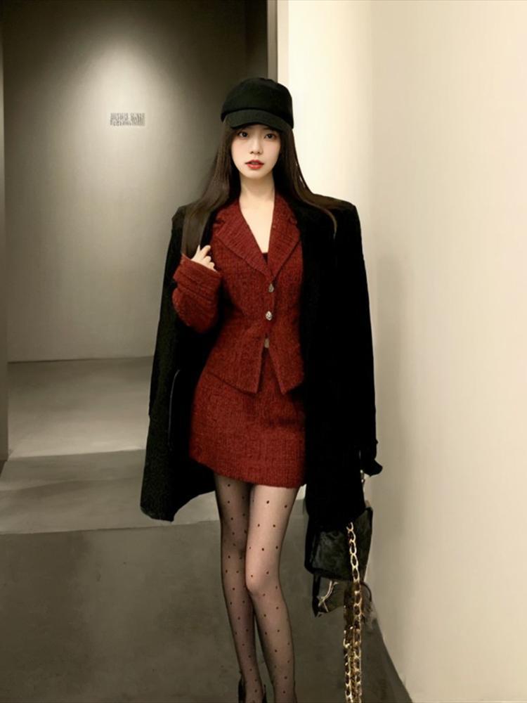 Red Christmas suit skirt small fragrant two-piece autumn and winter high-end temperament suit jacket hip-covering skirt suit for women