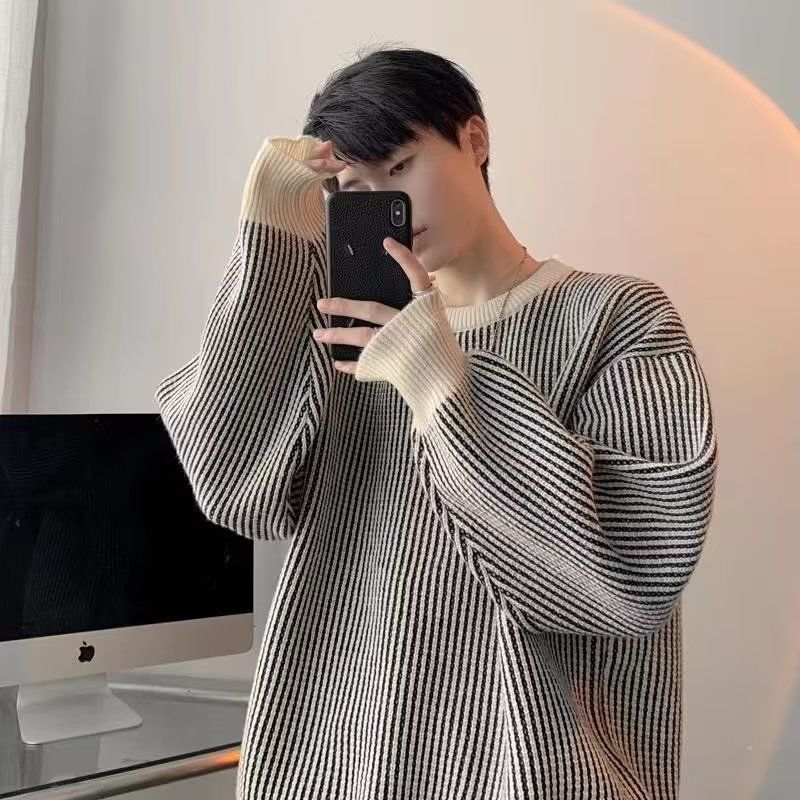Contrast color pinstripe sweater men's versatile trendy brand soft waxy round neck lazy loose ins couple bottoming sweater winter