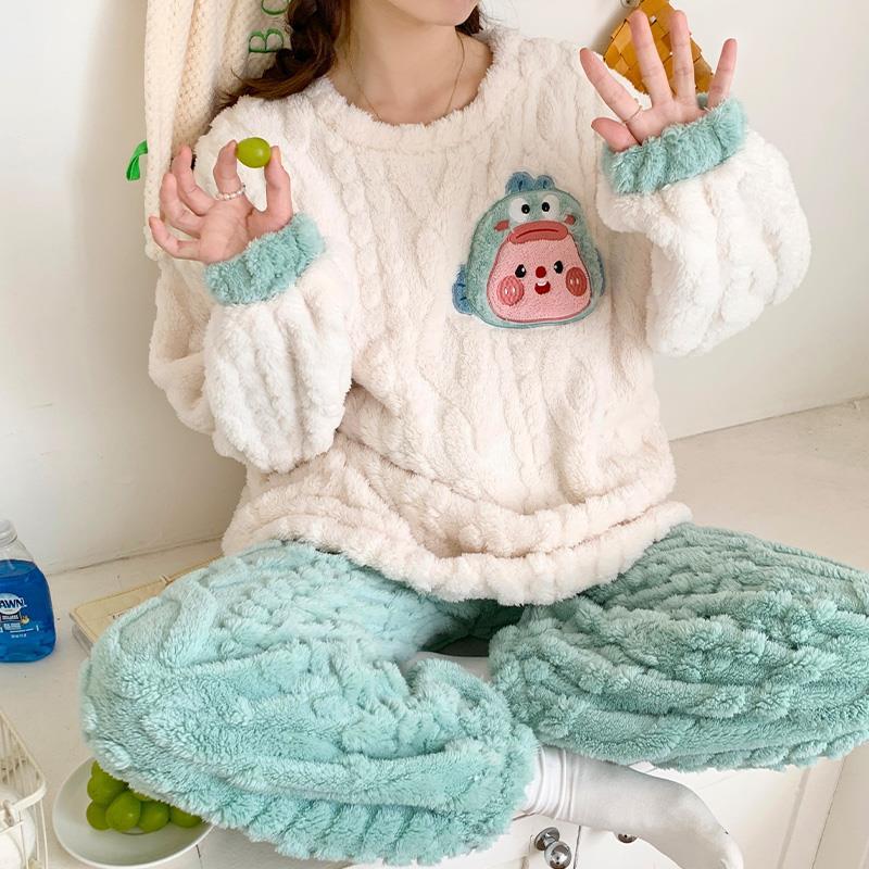 睡衣女款秋冬季珊瑚絨加厚2023新款可愛卡通學生法蘭絨家居服套裝