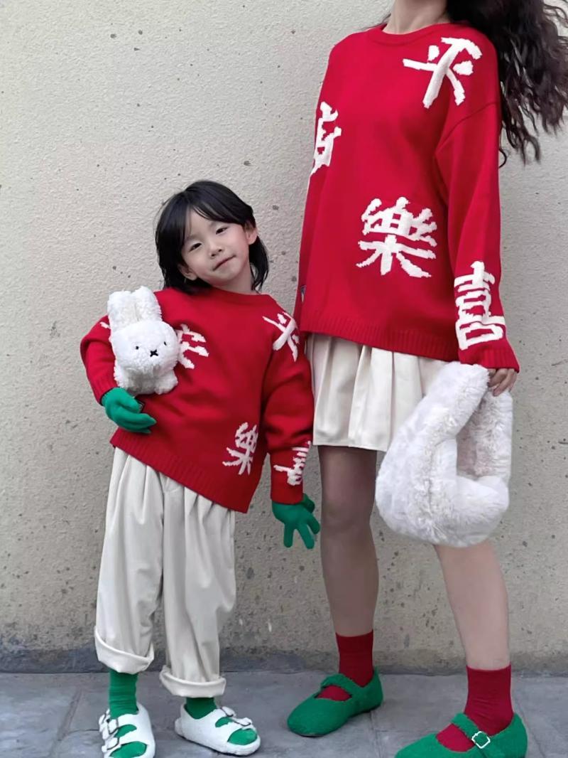 亲子装红色毛衣秋冬一家三口龙年过年衣服母女母子装拜年服时髦潮