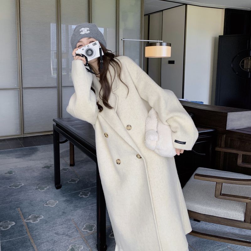 燕麥色呢子大衣女中長款高級感秋冬新款赫本風小個子加厚毛呢外套