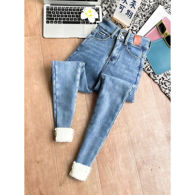 Thickened lamb wool! A pair of winter-blue high-waisted velvet thickened  new jeans for women with small feet