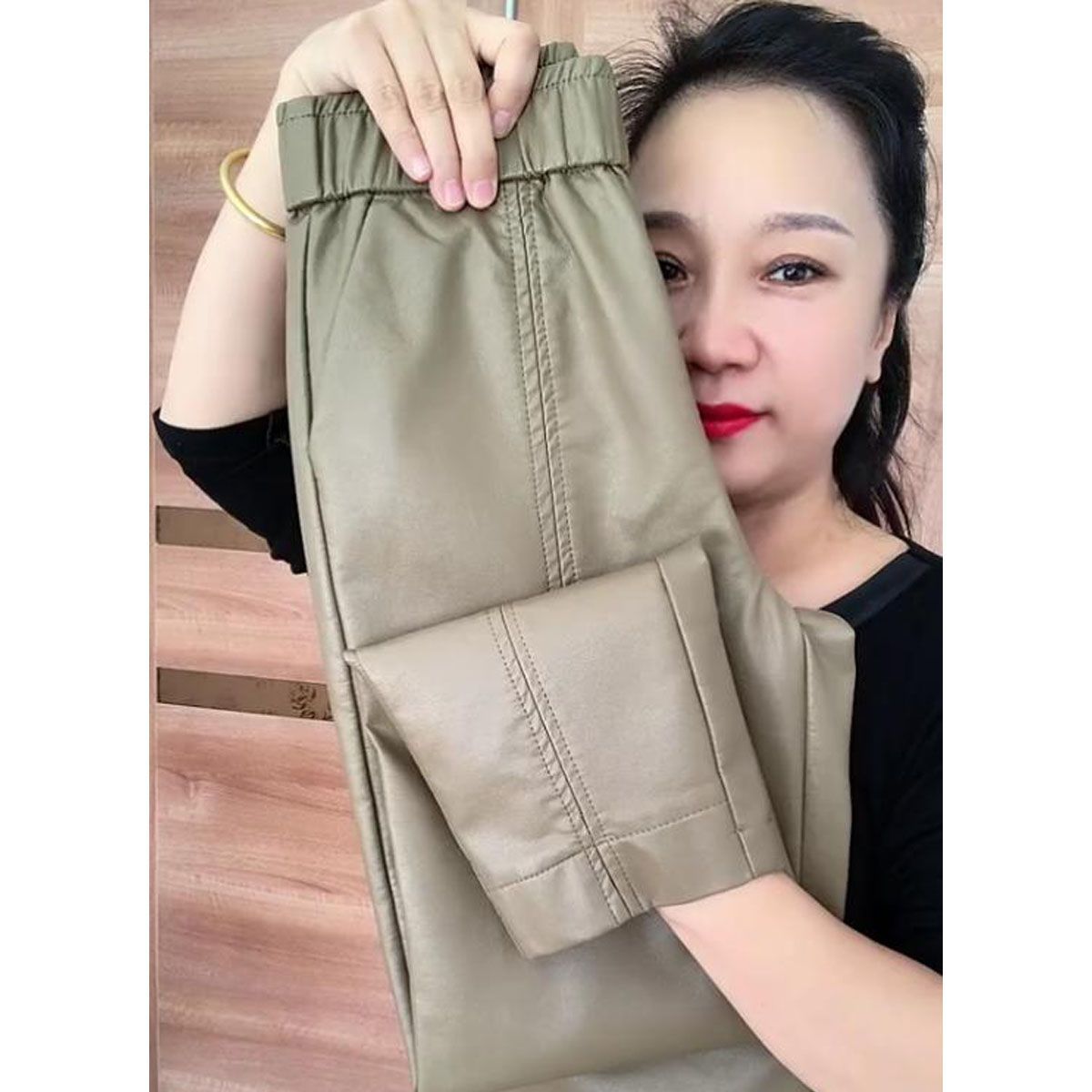 Large Size Casual Versatile Small Leg Pants Plus Velvet Leather Pants Women's 2023 Autumn and Winter New Loose High Waisted Slim Harem Pants