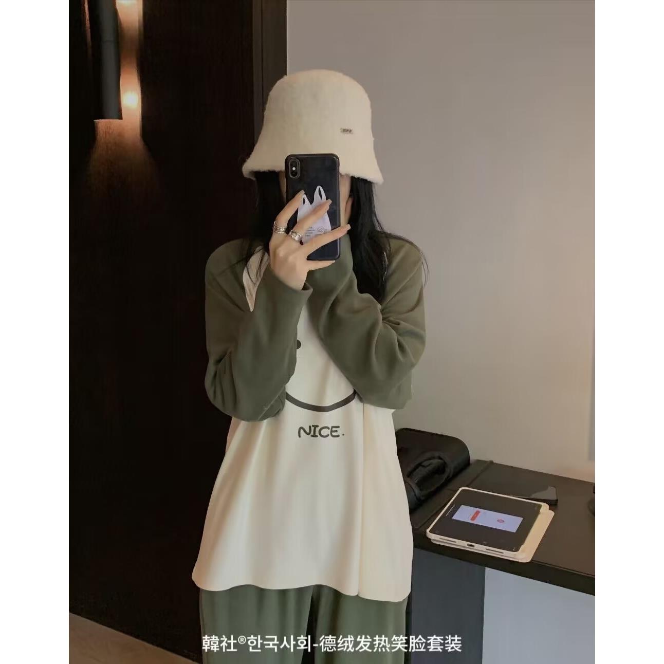 韓社德絨發熱笑臉套裝修身舒適圓領加絨加厚保暖蓄熱家居服兩件套