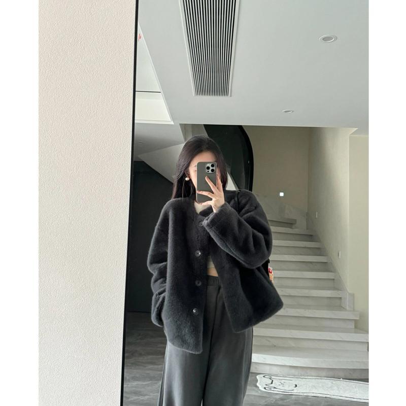 Korean style light mature style lamb wool coat for women autumn and winter popular trend niche lazy style fashion versatile plush coat