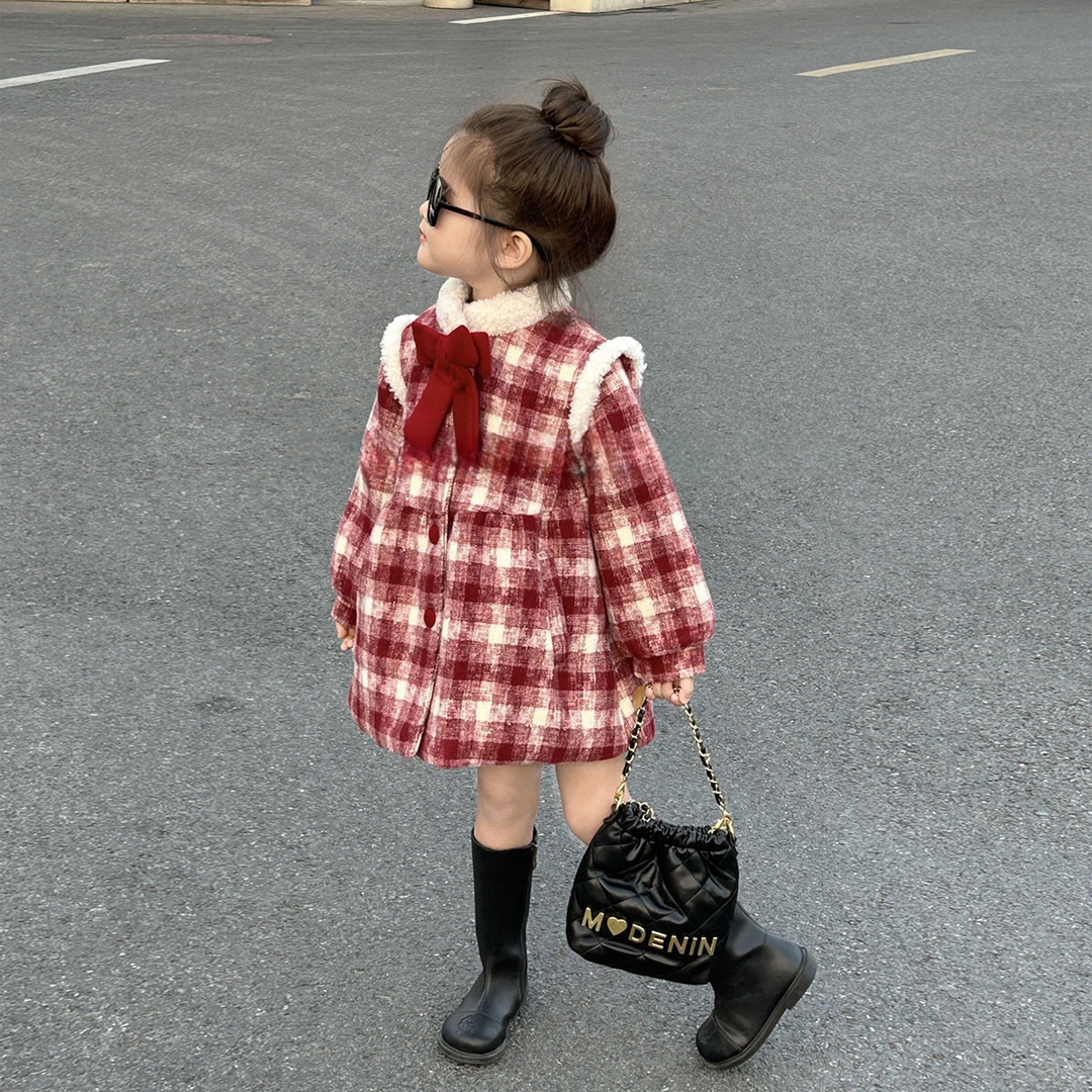 Children's clothing girls red plaid woolen coat 2023 winter new style children's baby New Year's shirt woolen thickened coat