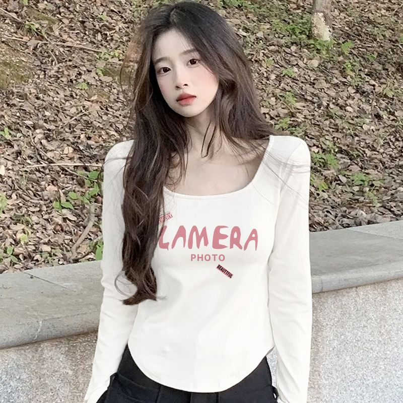 純欲甜辣方領T恤女秋冬裝新款內搭長袖短款打底衫白色氣質上衣女