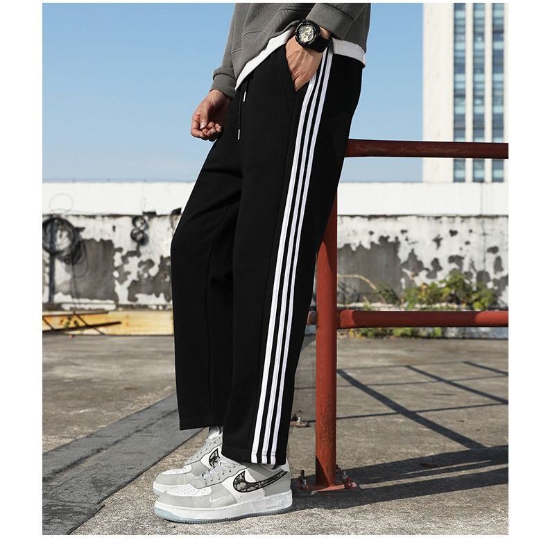 Autumn new trousers men's loose and versatile straight casual trousers trendy Hong Kong style student nine-point trousers 1/2