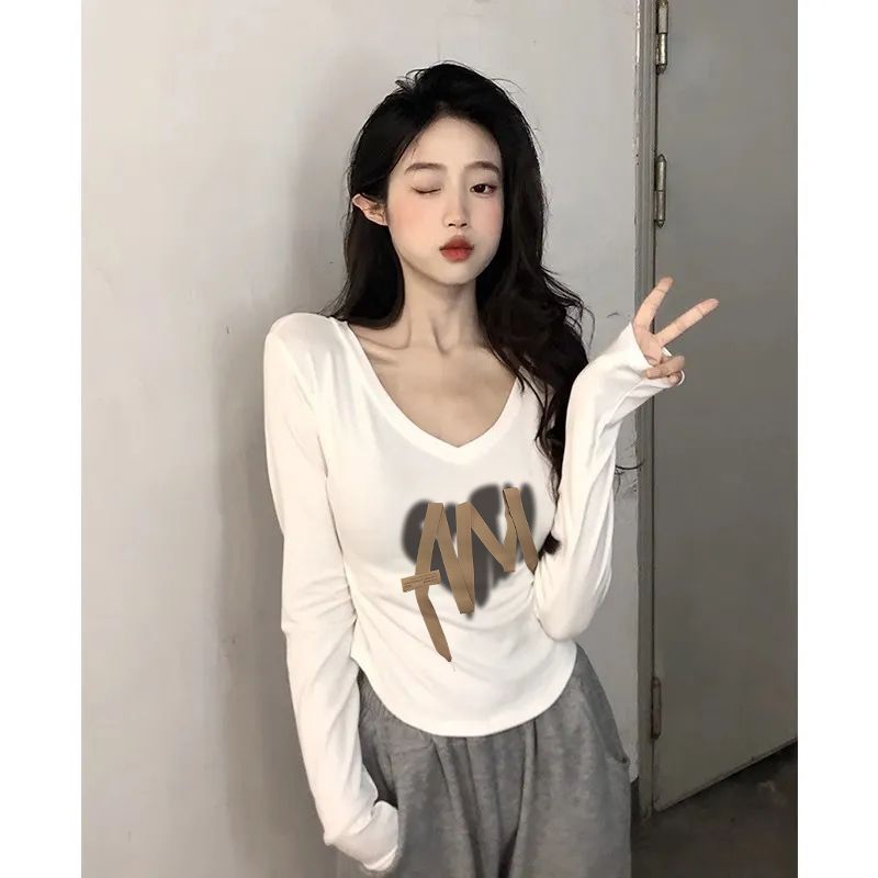 新款辣妹V領長袖正肩緊身打底衫修身T恤女秋季純欲短款內搭上衣女