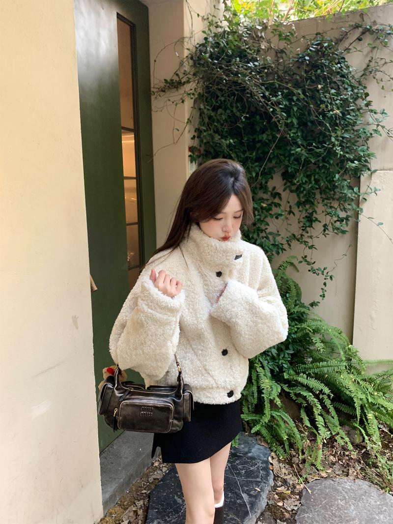 2023 new winter Korean style fashionable stand-up collar lamb wool coat warm short thickened sweet cool autumn and winter coat