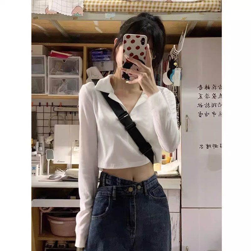 純欲風白色polo領長袖T恤女秋季性感修身露臍打底衫短款辣妹上衣