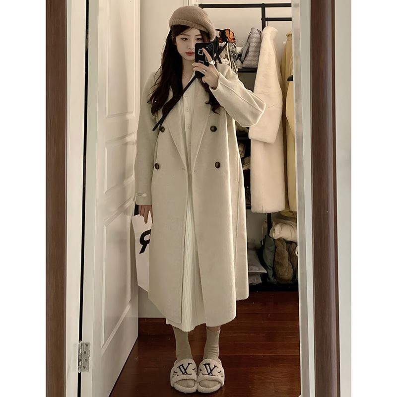 燕麥色呢子大衣女中長款高級感秋冬新款赫本風小個子加厚毛呢外套