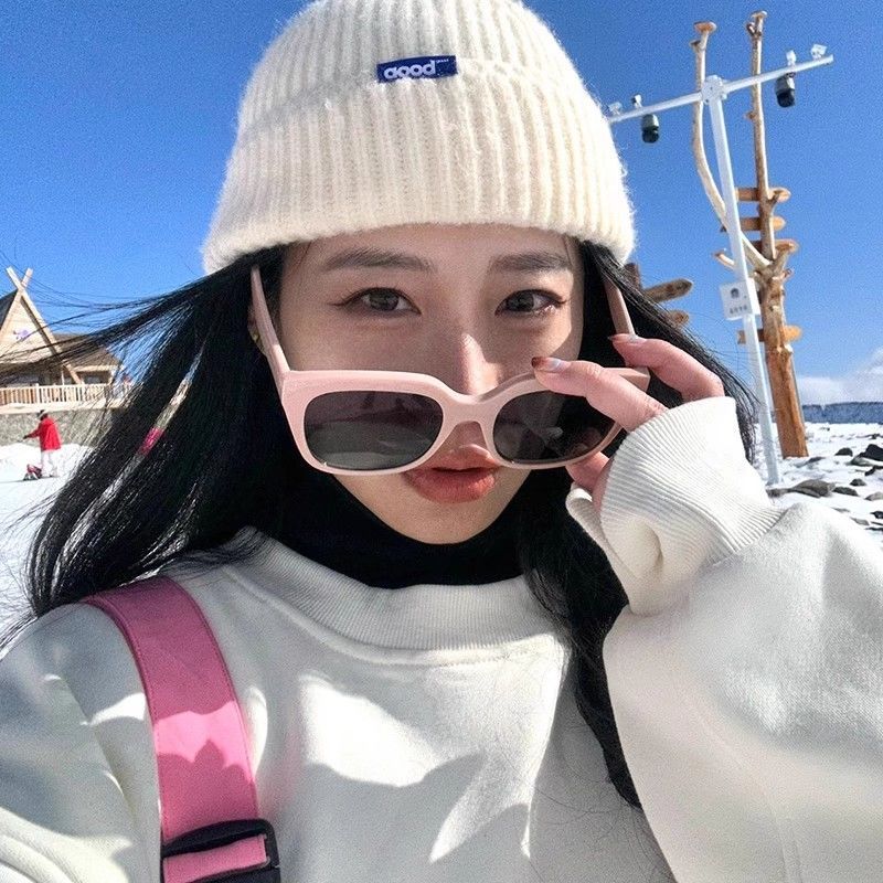冬日雪地墨鏡粉色時尚網紅同款凹造型拍照防風百搭2023年太陽眼鏡