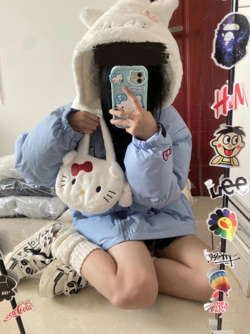 原創可愛凱蒂貓棉服毛絨連帽外套女加厚2023冬季甜美保暖麵包服