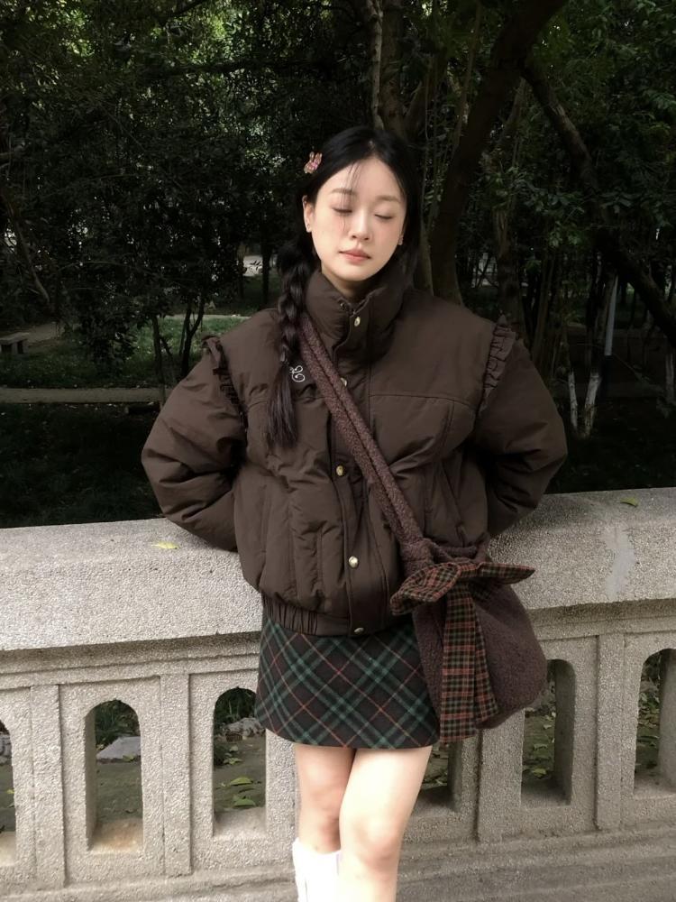 韩系宽松保暖面包服女冬季时尚新款设计感小众宽松休闲百搭棉服潮