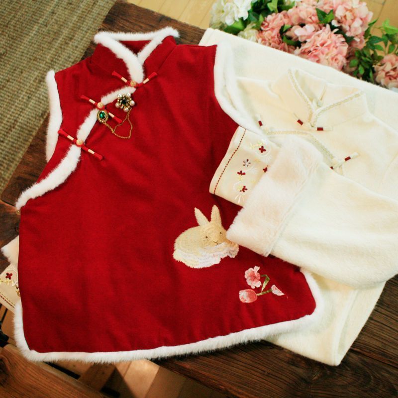 红色小月兔圣诞款新中式国风套装新款刺绣夹棉马甲加绒旗袍裙