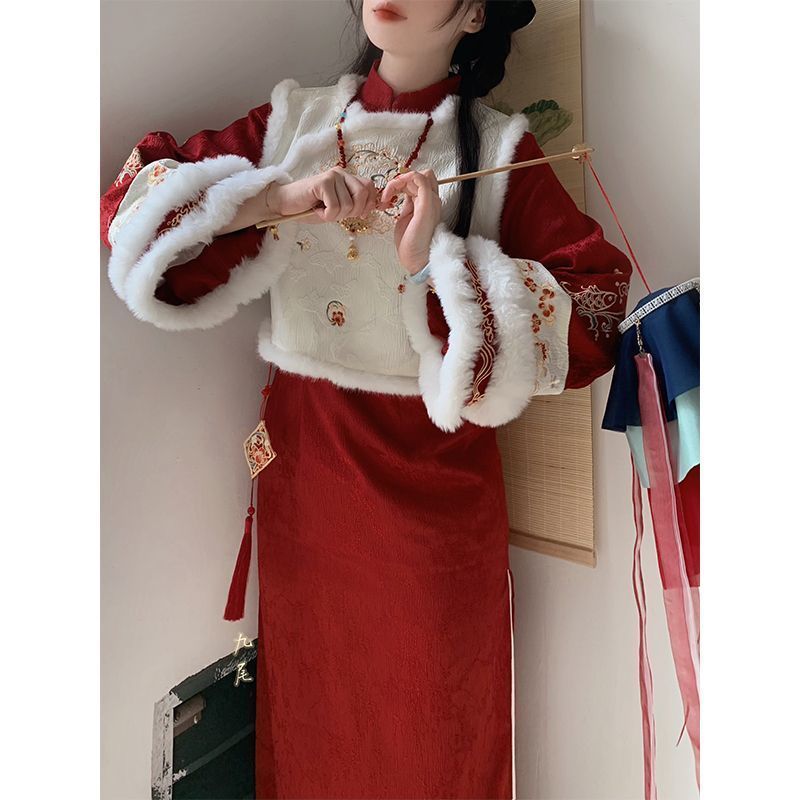 冬季新中式国风长袖超仙旗袍连衣裙+圣诞拼接毛毛马甲两件套