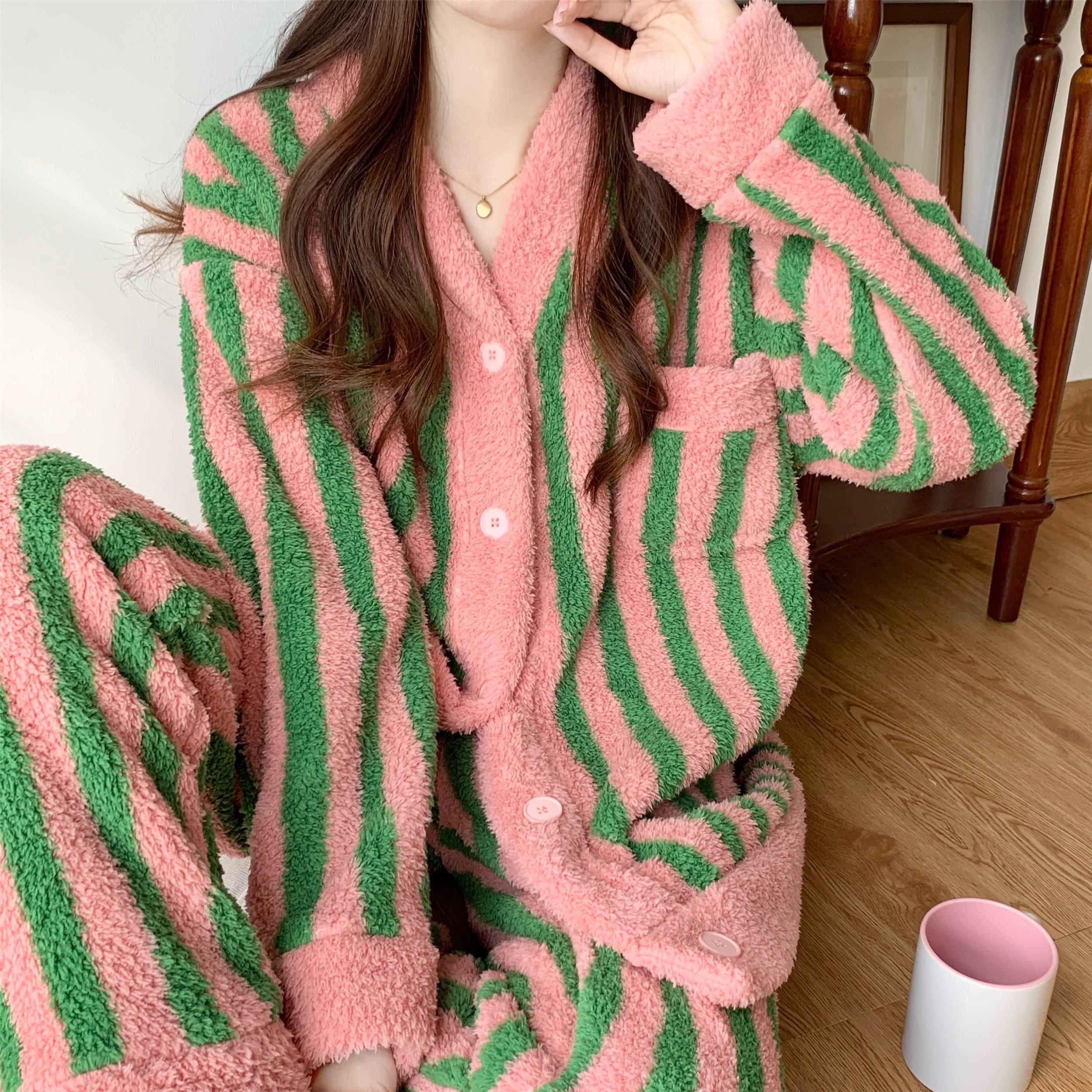 睡衣女士秋冬款絨套裝2023新款加絨加厚冬天條紋家居服可外穿
