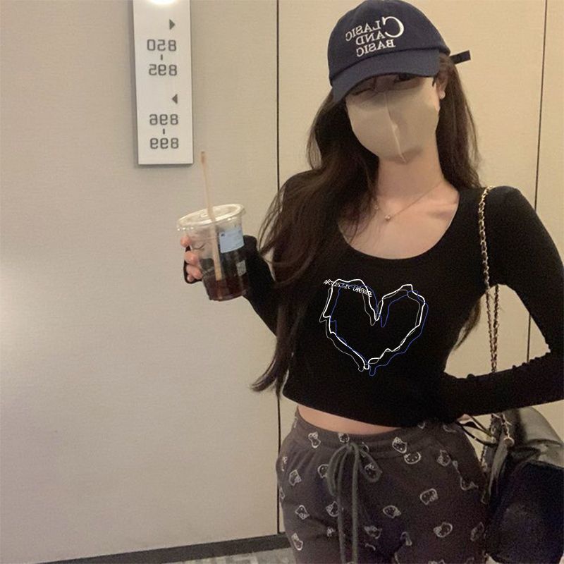 純欲風辣妹u領長袖t恤女秋季高腰露臍黑色內搭打底衫修身短款上衣