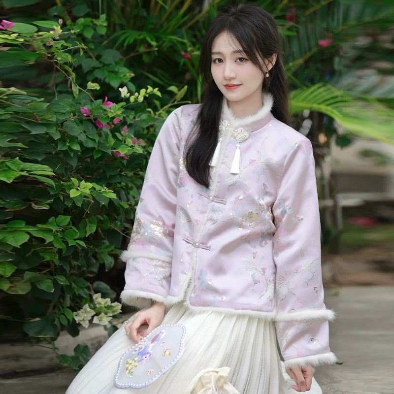 國風新中式女裝小眾時尚秋冬2023新款小個子唐裝盤扣刺繡輕奢外套