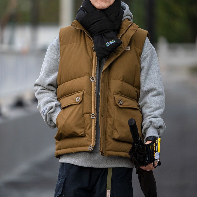 Autumn and winter new casual functional cotton vest men's Japanese style return to work waterproof thickened warm multi-pocket vest jacket