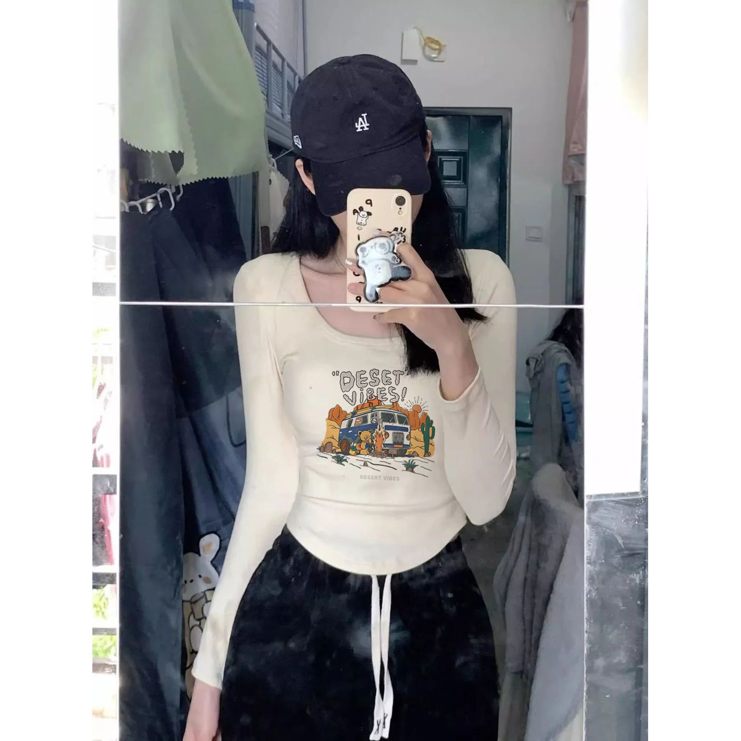 純欲u型下擺t恤女正肩遮肚顯瘦純棉秋冬長袖辣妹修身百搭印花上衣