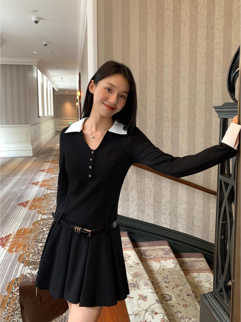 High-end temperament POLO skirt autumn and winter fashion new contrast color design niche waist slimming short skirt little black skirt
