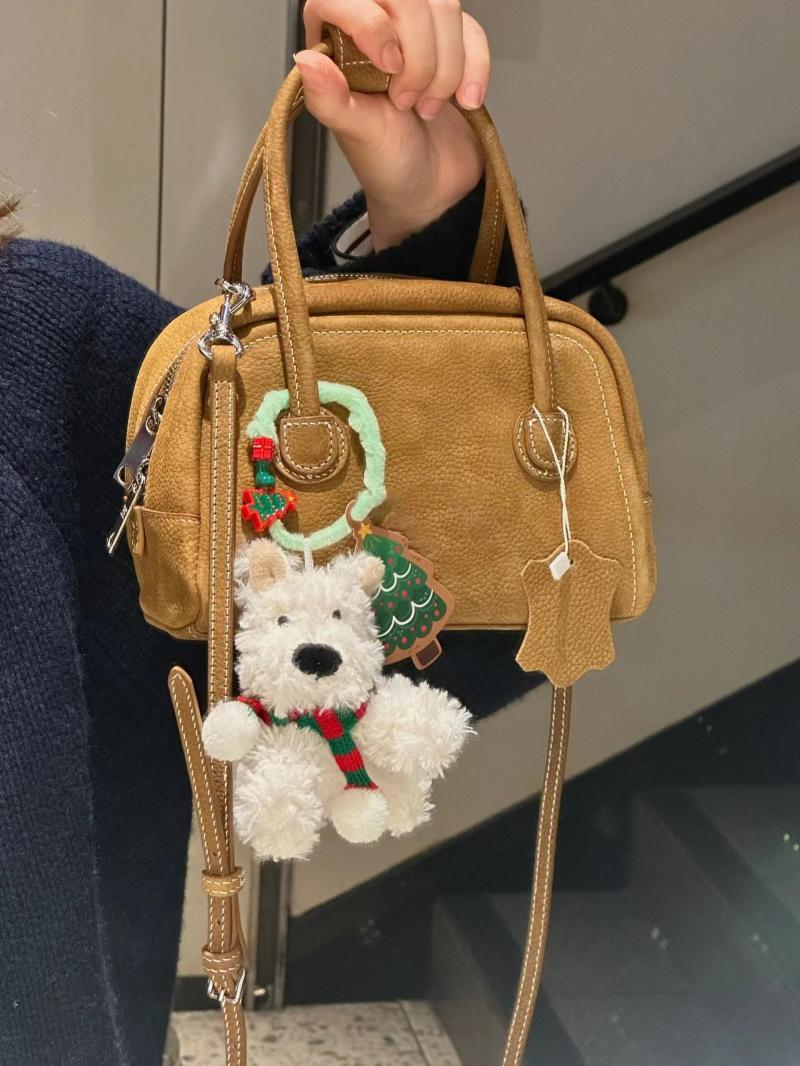 Women's bag 2023 new Maillard handbag niche fashion texture pillow bag Boston shoulder crossbody bag